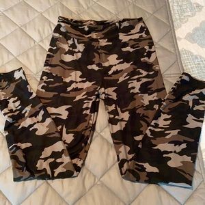 Full length camo tights